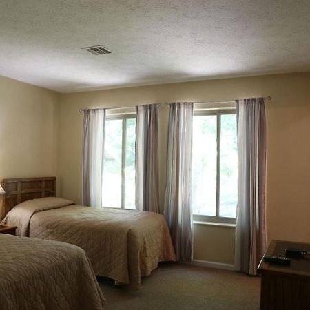 Cheat Lake Resort Моргантаун Екстериор снимка
