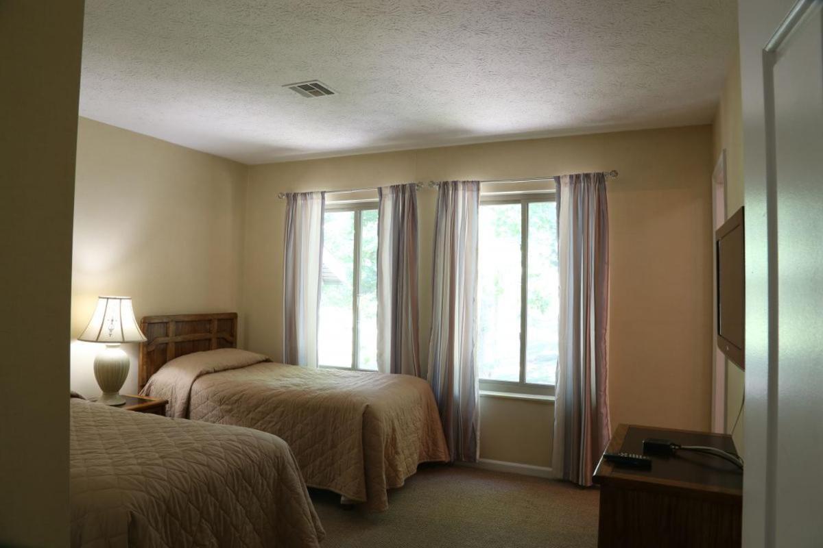 Cheat Lake Resort Моргантаун Екстериор снимка